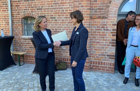 Bundesumweltministerin Steffi Lemke und Daniela Degen Lesske Bundesumweltministerin Steffi Lemke und Daniela Degen Lesske