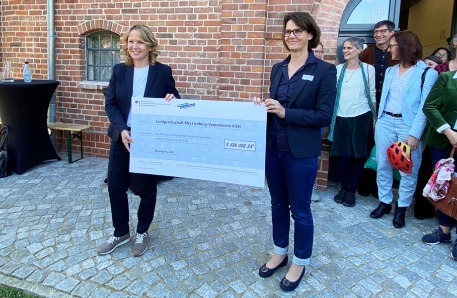 Bundesumweltministerin Steffi Lemke und Daniela Degen Lesske Bundesumweltministerin Steffi Lemke und Daniela Degen Lesske