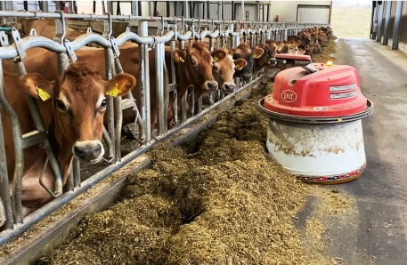 Automatisches Futter anschieben 1 Brüel Automatisches Futter anschieben 1 Brüel