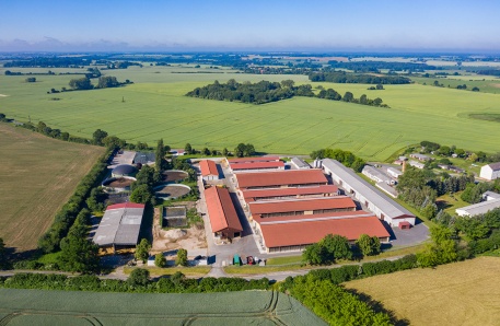 Luftbild der Agrargenossenschaft Köchelstorf e. G. Luftbild der Agrargenossenschaft Köchelstorf e. G.