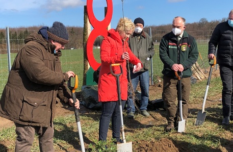 Pflanzaktion an der A 19 bei Kavelstorf Pflanzaktion an der A19 bei Kavelstorf