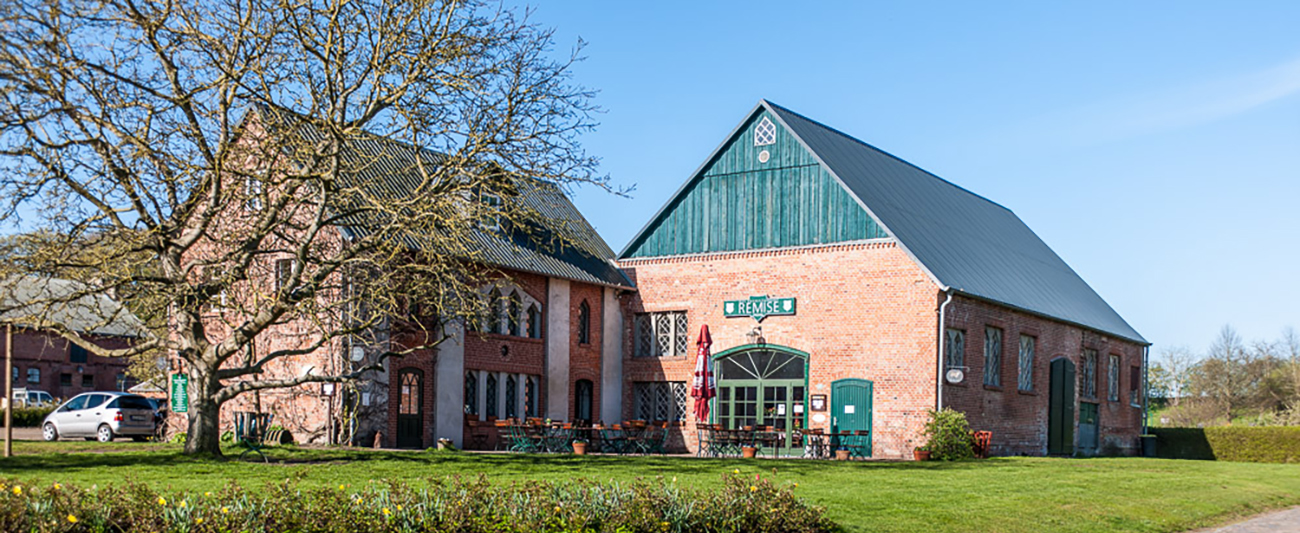 Außenaufnahme Restaurant Remise Gut Dalwitz © Jörn Lehmann