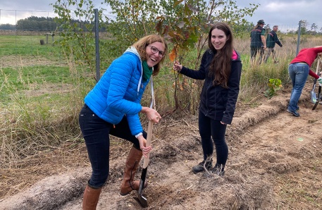 Pflanzaktion LGMV Klimawald Land Fleesensee