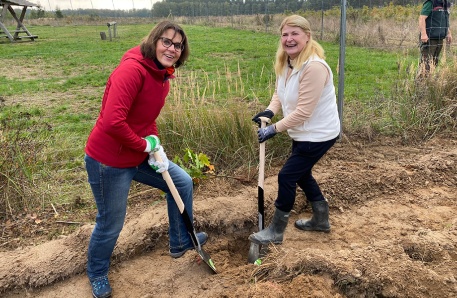 Pflanzaktion LGMV Klimawald Land Fleesensee