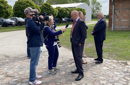 Interviews Interviews