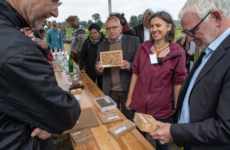 Fördermittelübergabe Paludikultur 10 SB